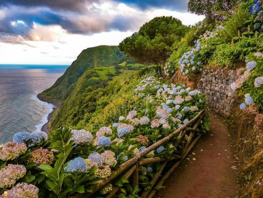 Place Ponta do Sossego Viewpoint and Garden