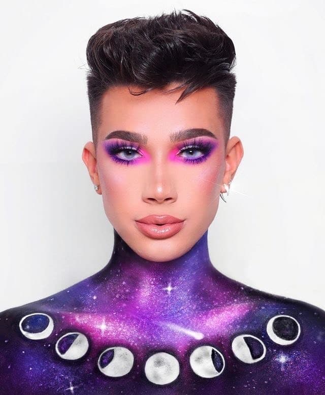 Moda James Charles 