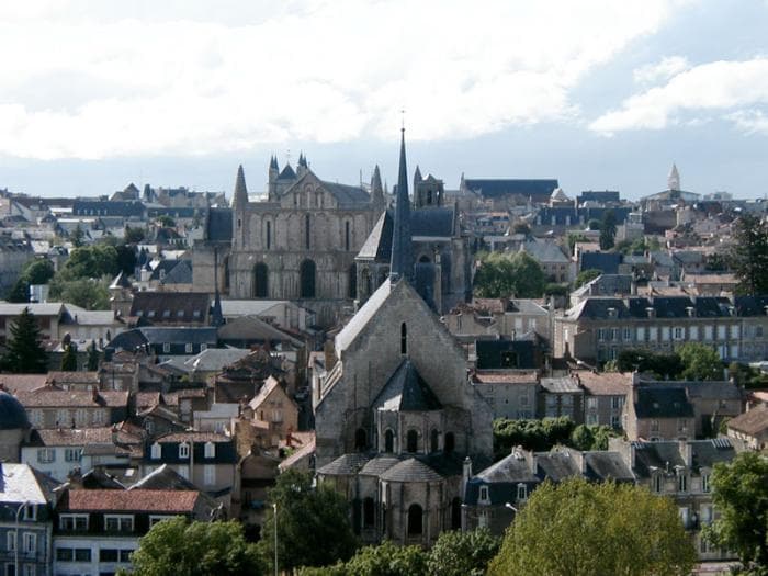 Place Poitiers