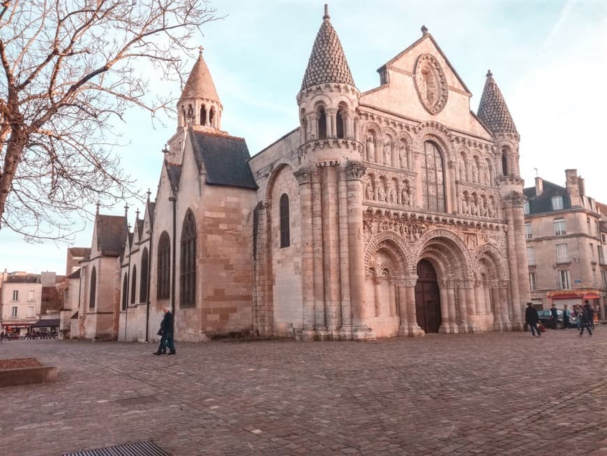 Lugar Notre-Dame de la Garde