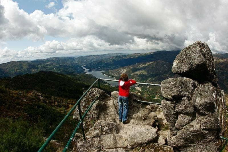 Lugar Miradouro da Pedra Bela