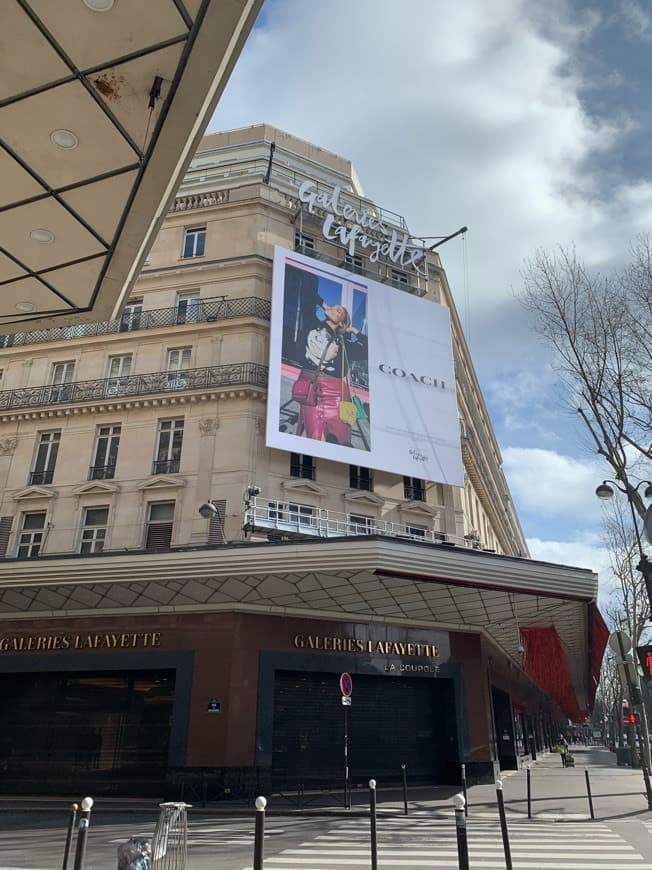 Lugar Galeries Lafayette Haussmann