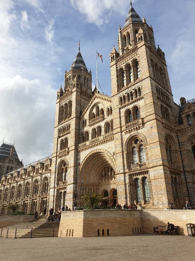 Place Natural History Museum