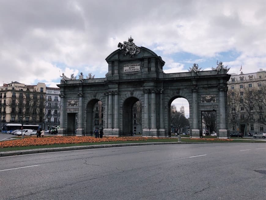 Place Puerta de Alcalá