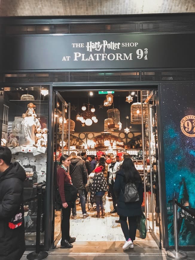 Place The Harry Potter Shop at Platform 9¾