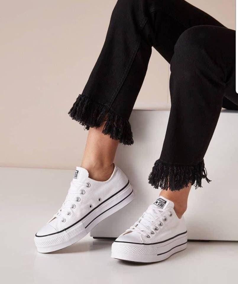 Product Converse Chuck Taylor All Star Lift Canvas Low Top