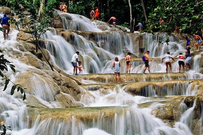 Lugar Dunns River Falls