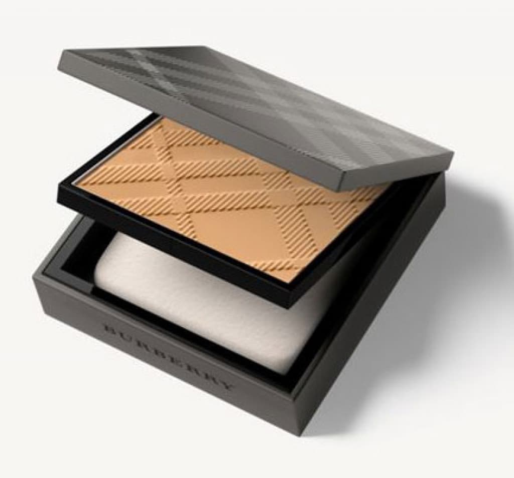 Producto Compact Foundation Burberry