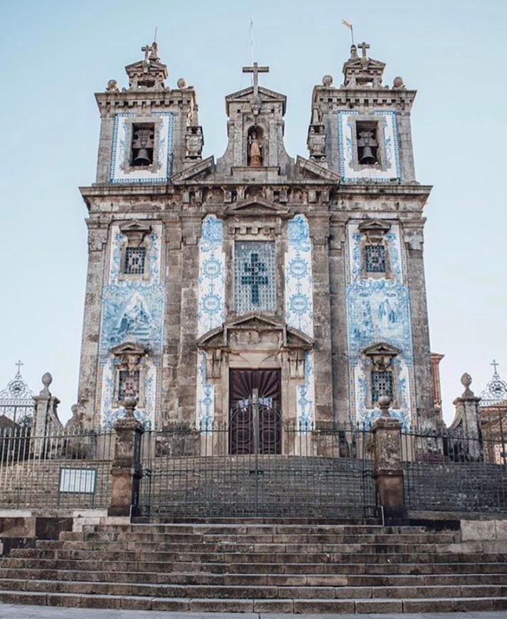 Lugar Iglesia de San Ildefonso