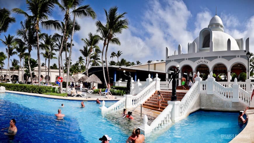 Lugar Hotel Riu Bambu