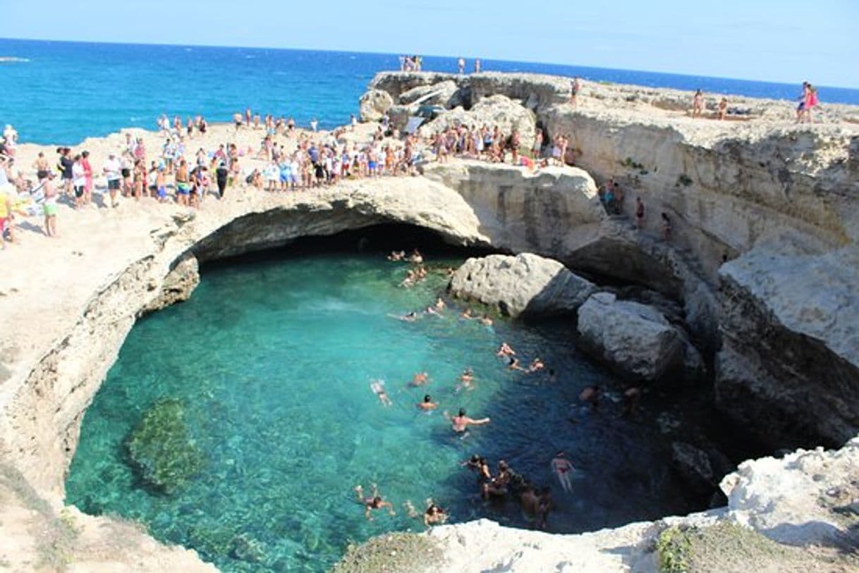 Place Grotta della Poesia