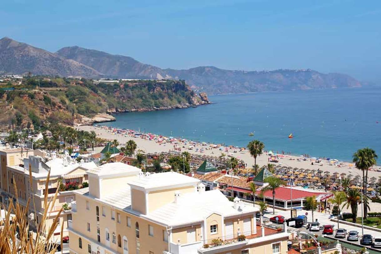 Place Playa De Burriana, Nerja