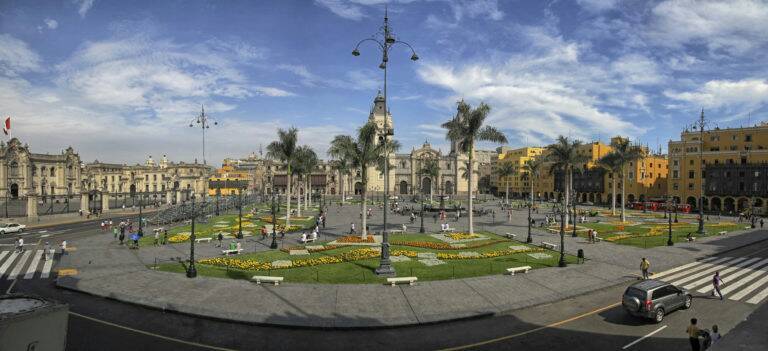 Place Plaza de Armas de Lima