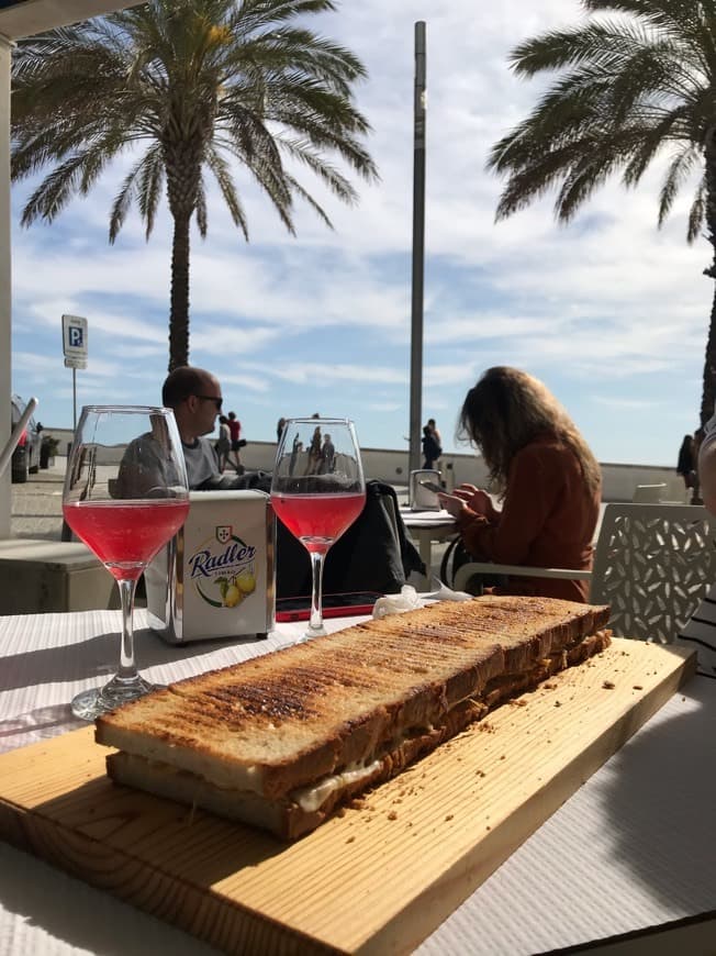 Restaurantes Tosta Al Metro