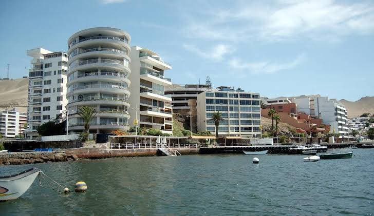 Lugar Balneario de La Marina