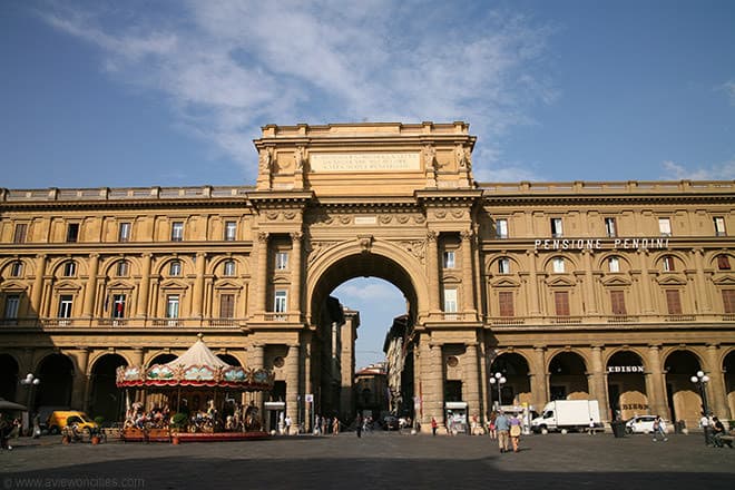 Place Piazza della Repubblica