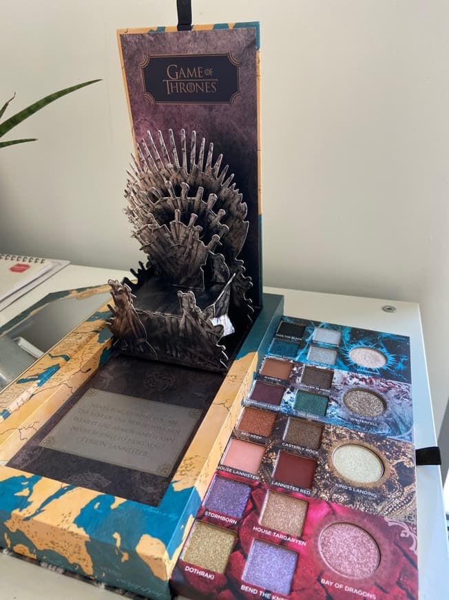 Producto Urban Decay Game of Thrones Paleta de sombra de ojos