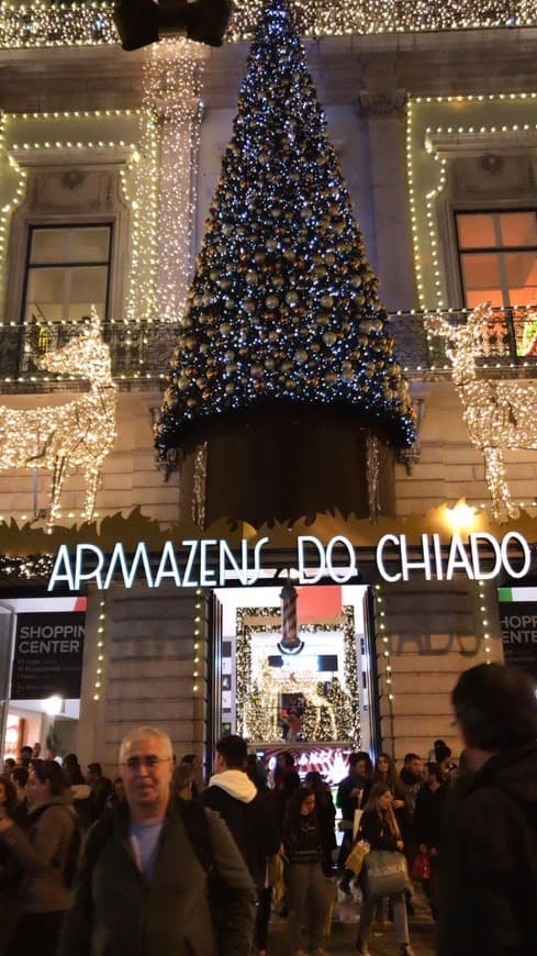 Lugar Armazéns do Chiado