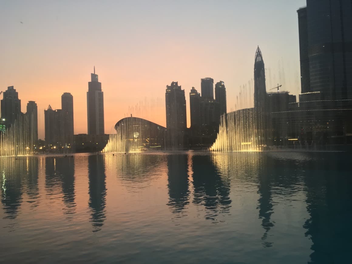 Place The Dubai Fountain