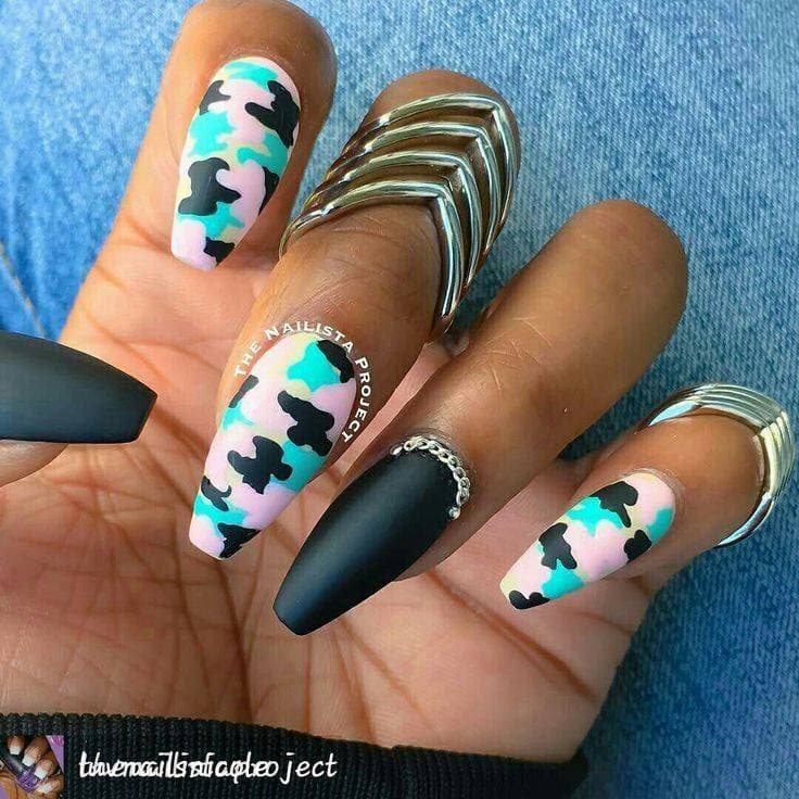 Fashion Tropa nails 