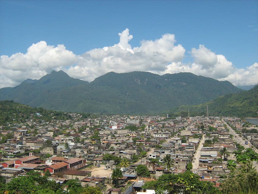 Lugar Tingo María