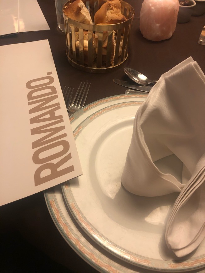 Restaurants ROMANDO