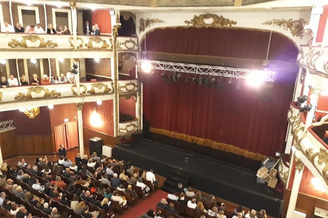 Lugar Teatro Sá da Bandeira