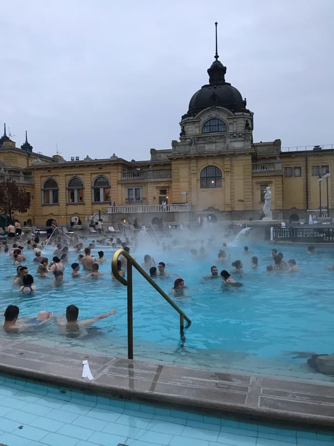 Place Széchenyi Thermal Bath