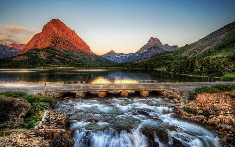 Place Glacier National Park