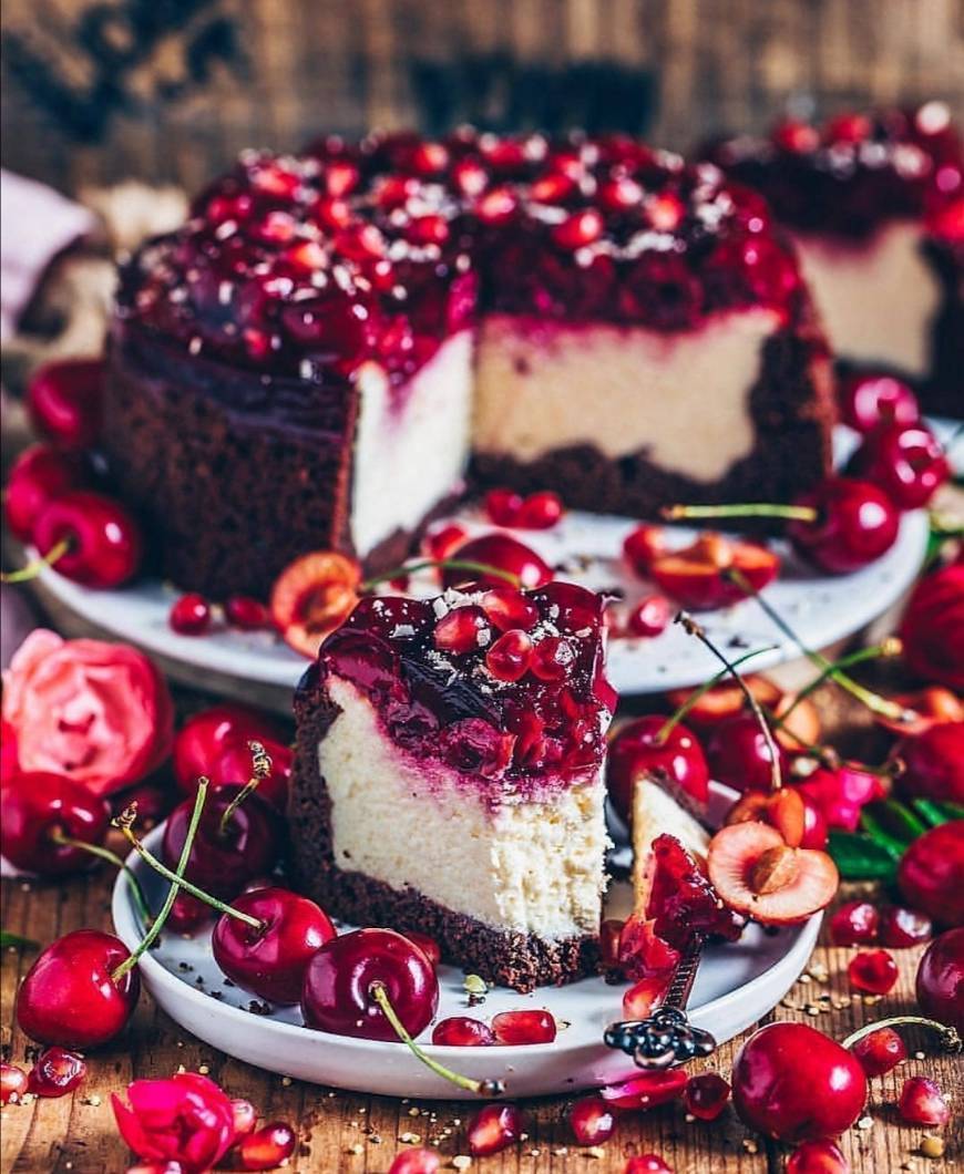 Fashion Vegan cheesecake with cherries