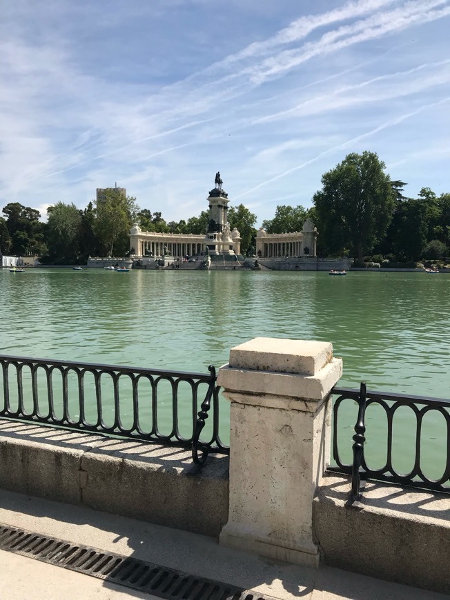 Place El Retiro Madrid