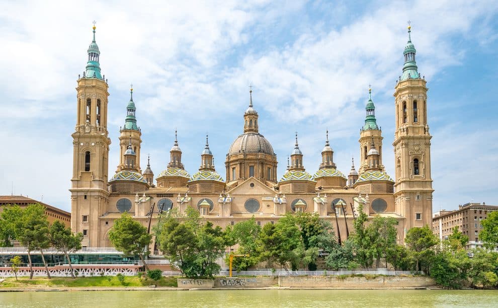 Place Basílica de Nuestra Señora del Pilar