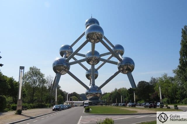 Place Atomium