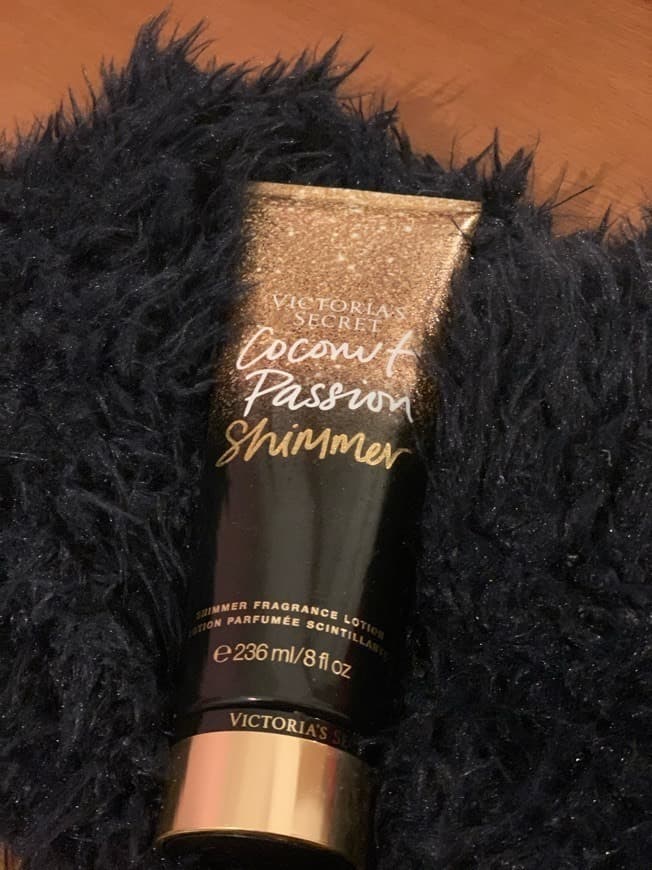 Product Victoria Secret Coconut Passion Shimmer Lotion 