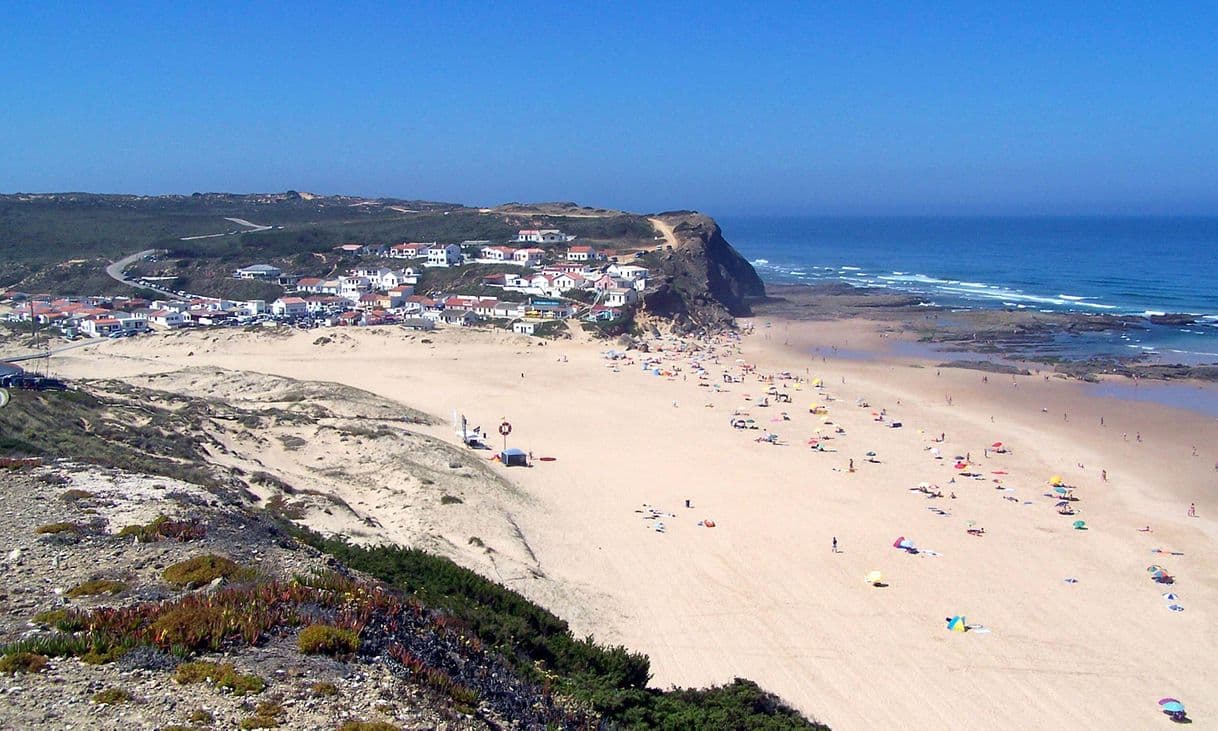 Place Praia de Monte Clérigo