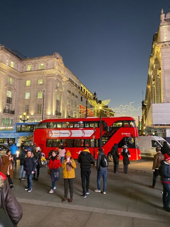 Lugar Piccadilly Circus