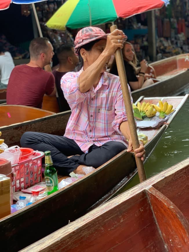 Lugar Mercado Flutuante Bang Nam Phueng