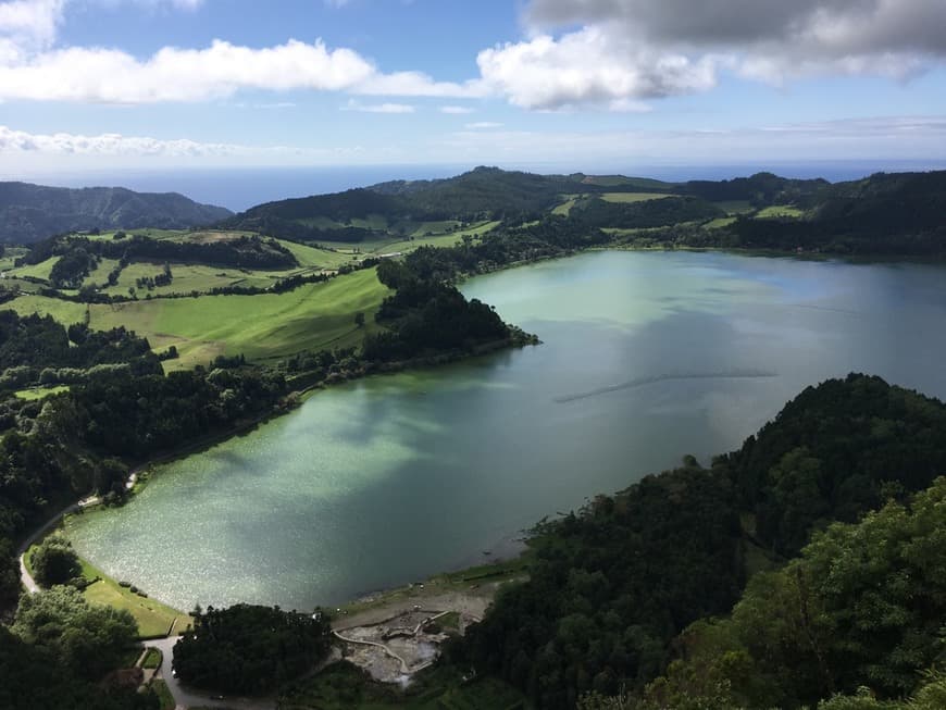 Place Furnas Lake