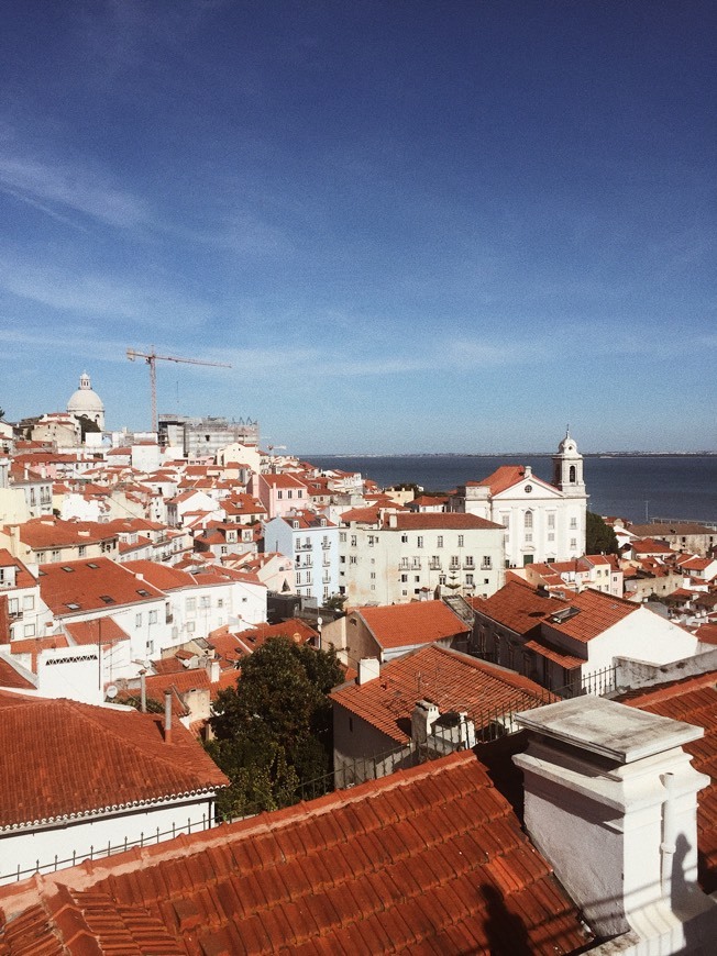 Lugar Miradouro das Portas do Sol