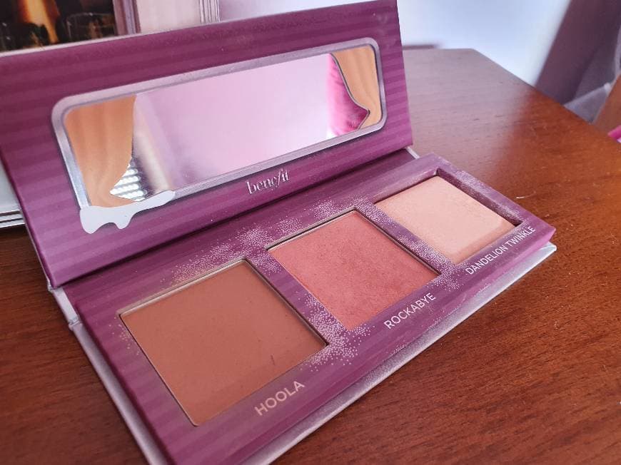 Product Paleta de rosto Babe on Board da Benefit