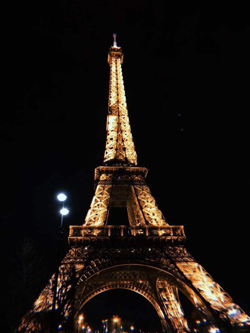 Place Torre Eiffel