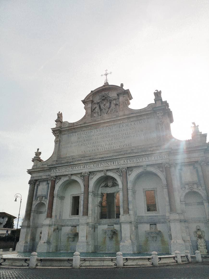 Place Fontana dell'Acqua Paola