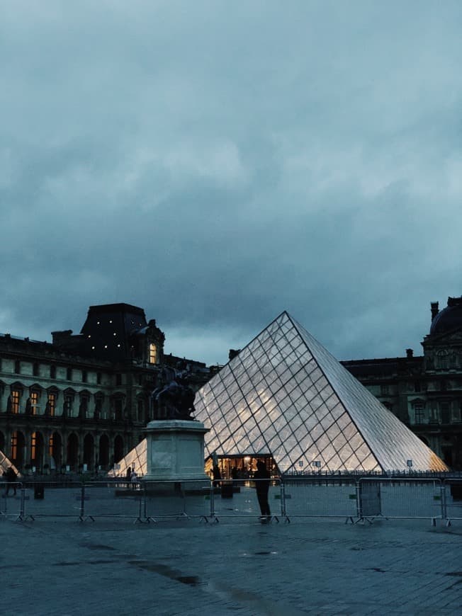 Lugar Museo del Louvre