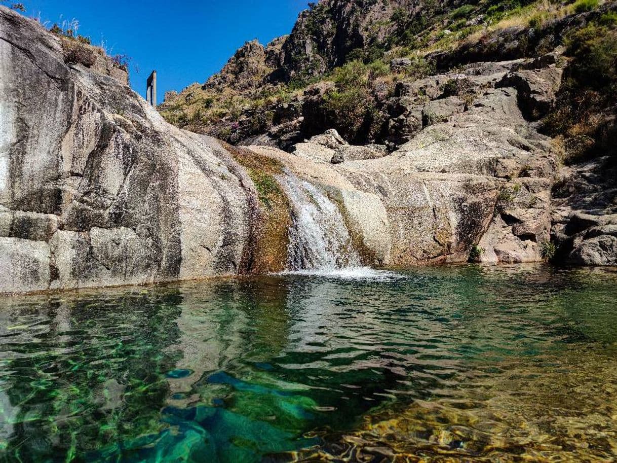 Lugar  7 lagoas de Xertelo - Poços Verdes de Cabril