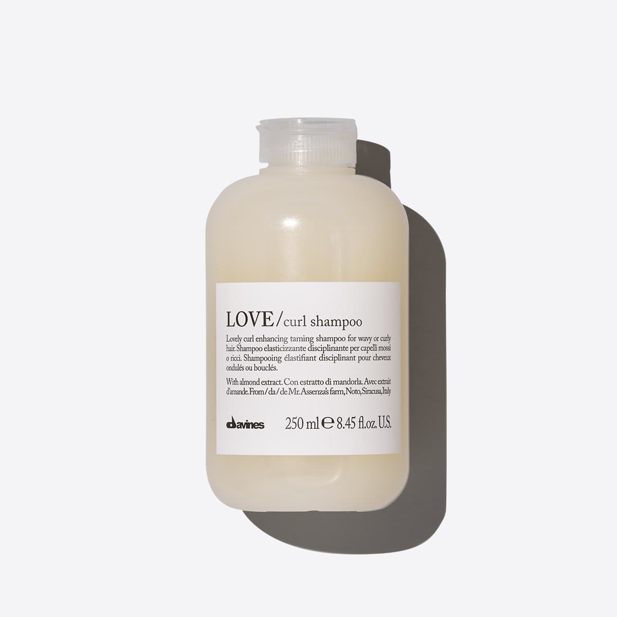 Product Davines love curl shampoo