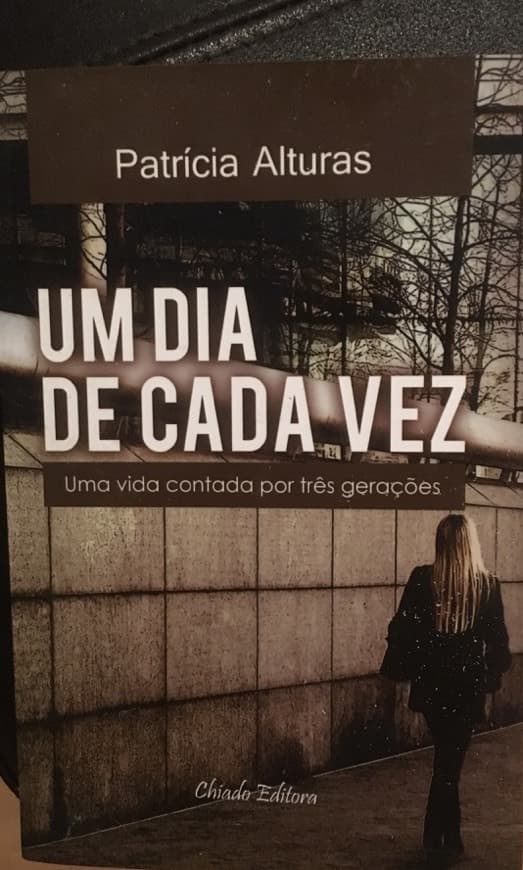 Libro Um Dia de Cada Vez