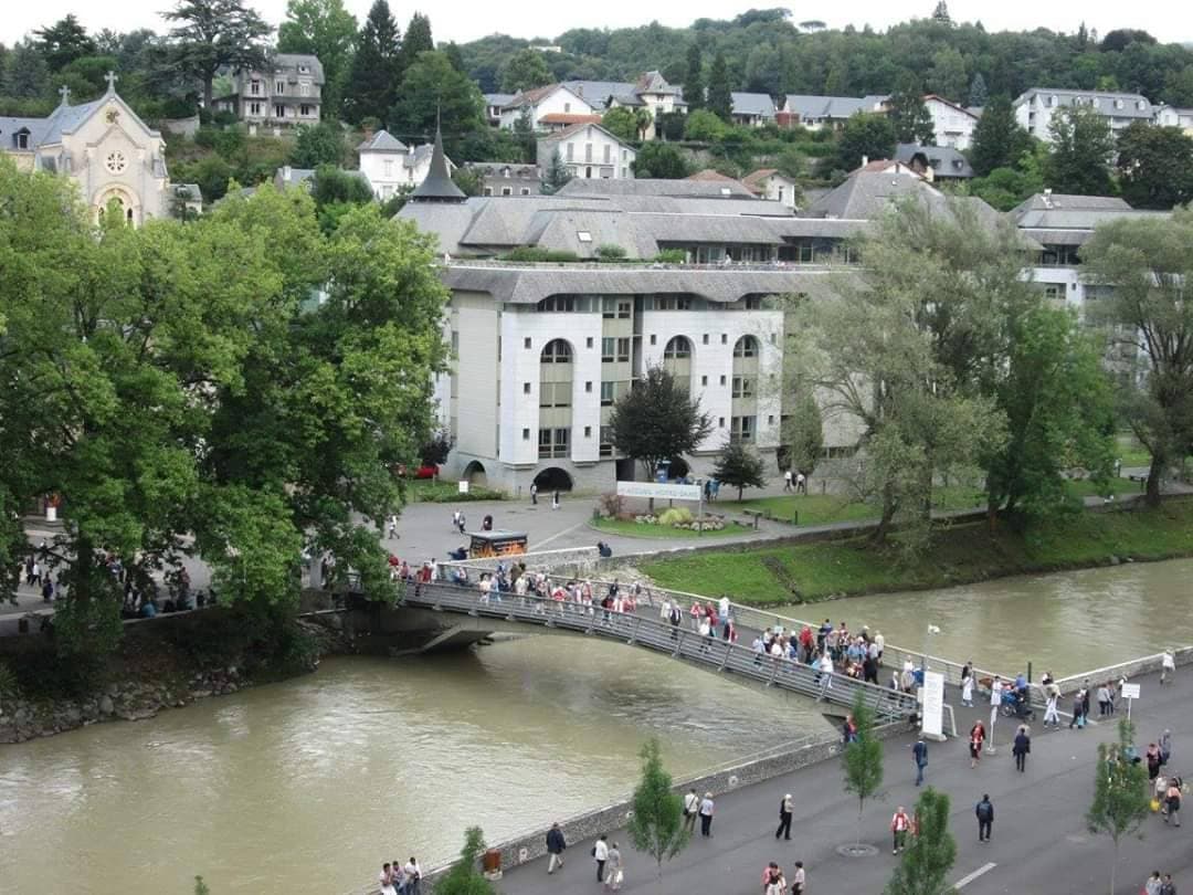 Place Lourdes