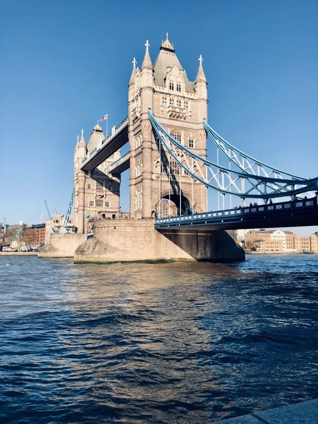 Place Tower Bridge