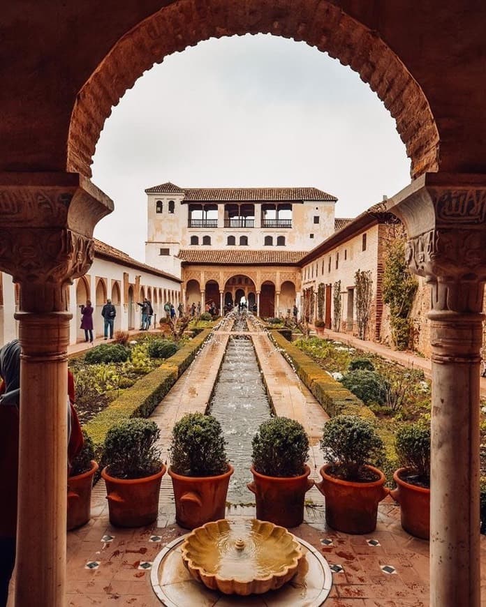 Place Alhambra