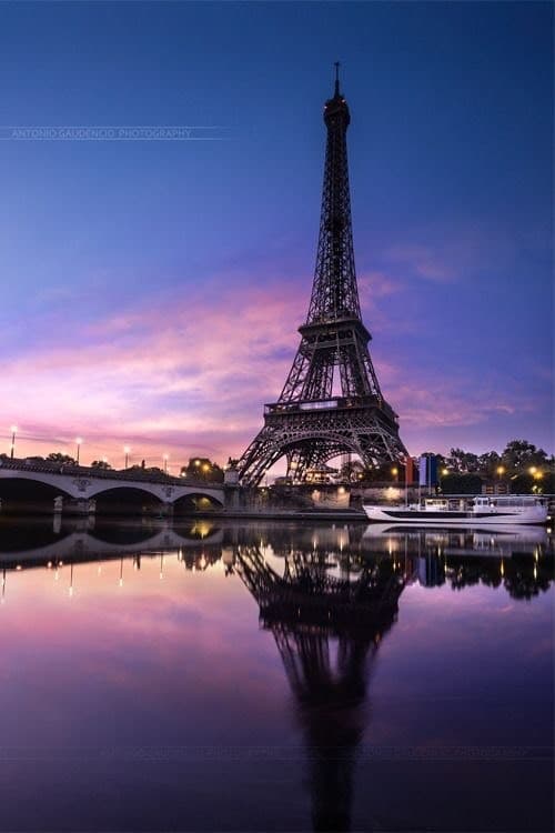 Place Torre Eiffel